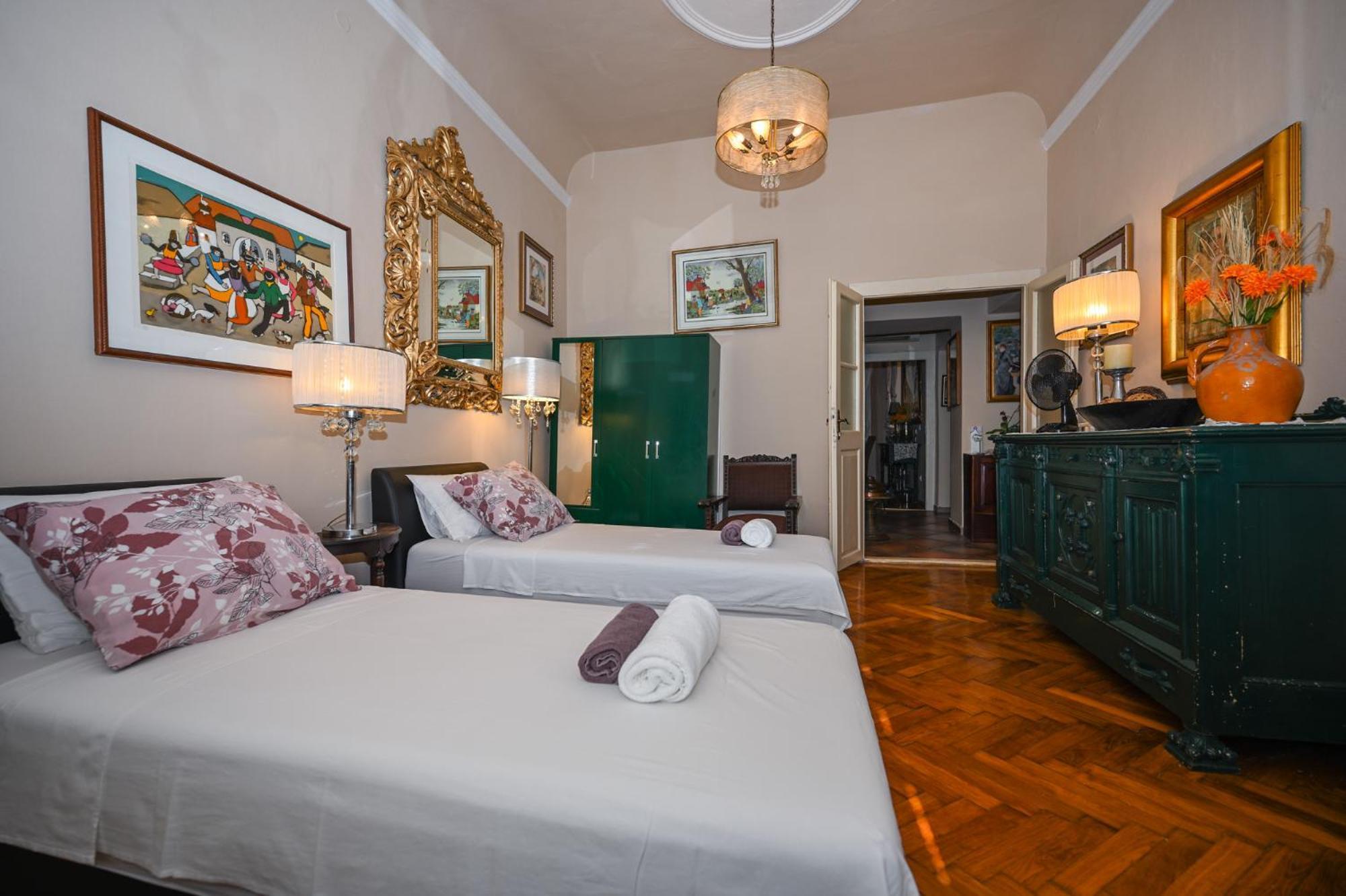 Large Three Bedroom, Center Of Old Town 杜布罗夫尼克 外观 照片